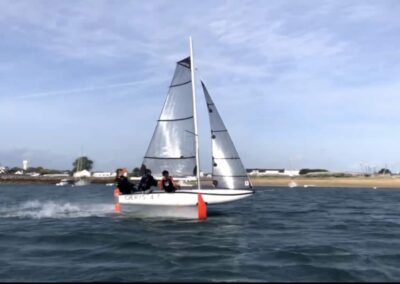 GERYS 4.7 en navigation à 3 personnes